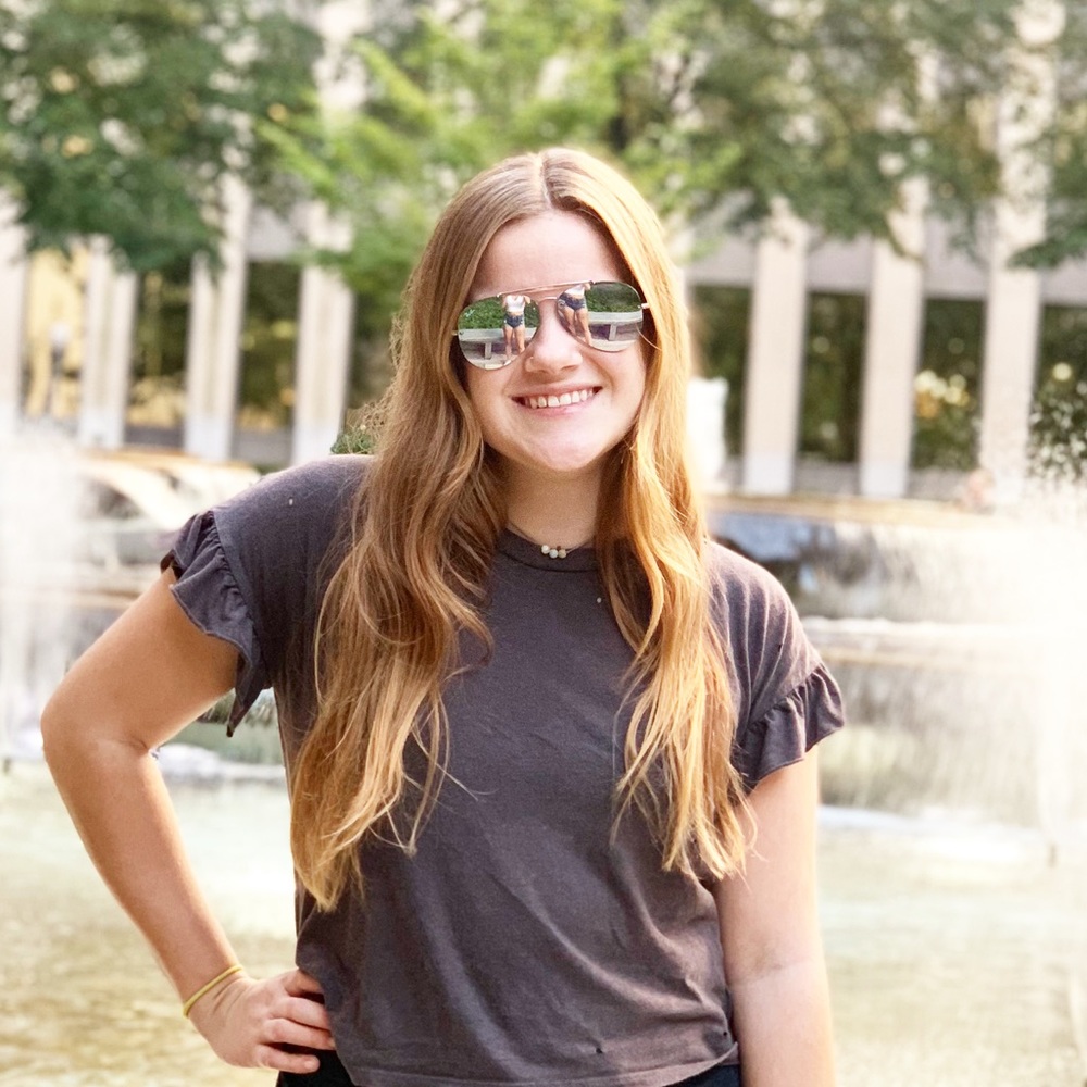 Meet your Posher, Claire